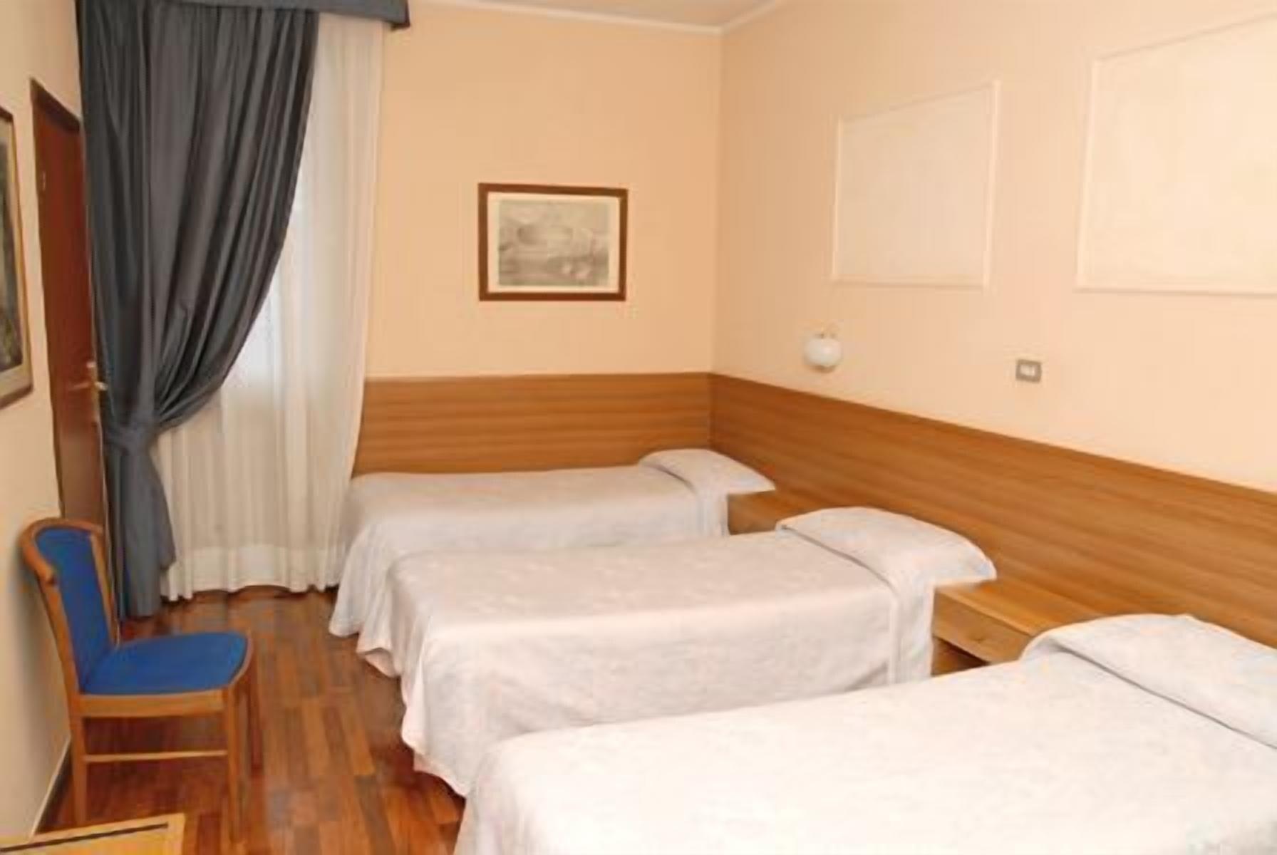 Hotel Porziuncola Асизи Екстериор снимка